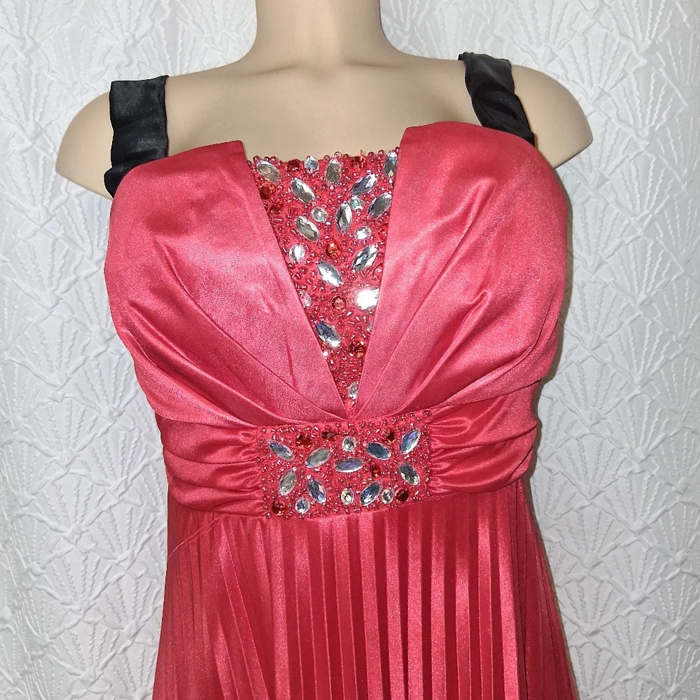 My Michelle Women Size L Red Maxi Dress with Black Straps - Picture 4 of 16